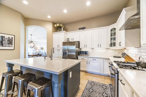 1193 E Toledo Ct, Gilbert, AZ 85295 photo 5