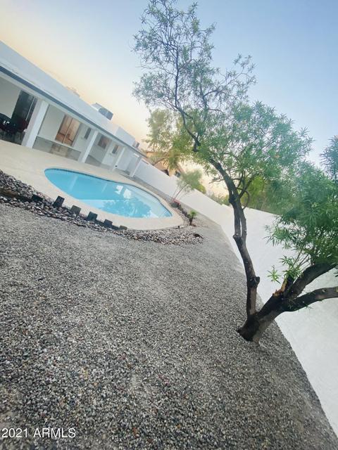 2637 E Claire Dr, Phoenix, AZ 85032 photo 24