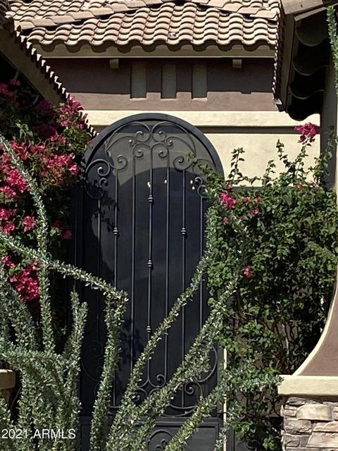 3954 E Daley Ln, Phoenix, AZ 85050 photo 1