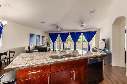 845 E Gary Ln, Phoenix, AZ 85042 photo 7