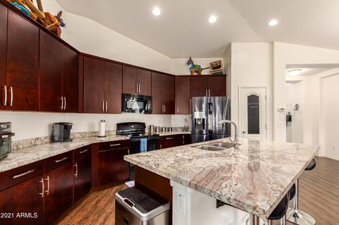 845 E Gary Ln, Phoenix, AZ 85042 photo 9