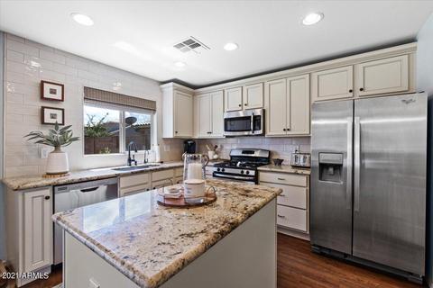 2083 E Saddlebrook Ct, Gilbert, AZ 85298 photo 9