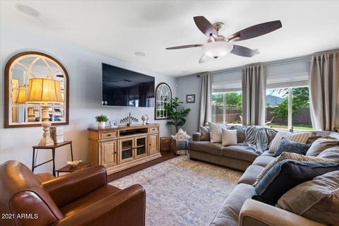 2083 E Saddlebrook Ct, Gilbert, AZ 85298 photo 6