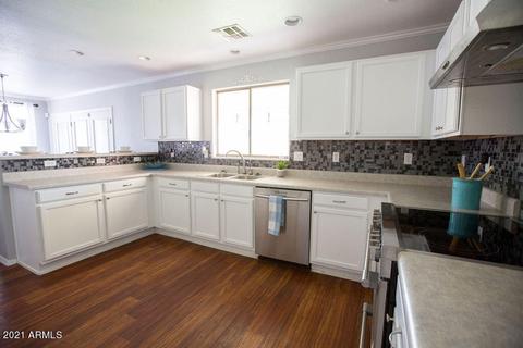 2817 S 63rd Dr, Phoenix, AZ 85043 photo 8