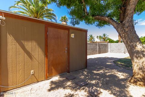 2930 E Laurel Ln, Phoenix, AZ 85028 photo 30