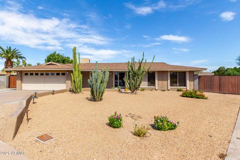 2930 E Laurel Ln, Phoenix, AZ 85028 photo 3