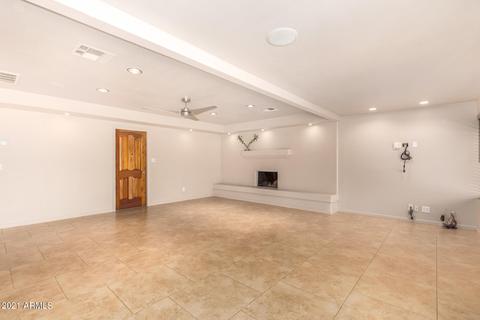 2930 E Laurel Ln, Phoenix, AZ 85028 photo 5