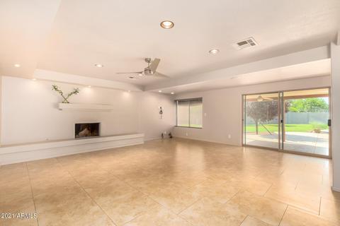 2930 E Laurel Ln, Phoenix, AZ 85028 photo 6