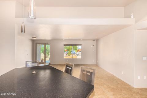 2930 E Laurel Ln, Phoenix, AZ 85028 photo 7