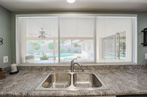 4807 W Echo Ln, Glendale, AZ 85302 photo 9