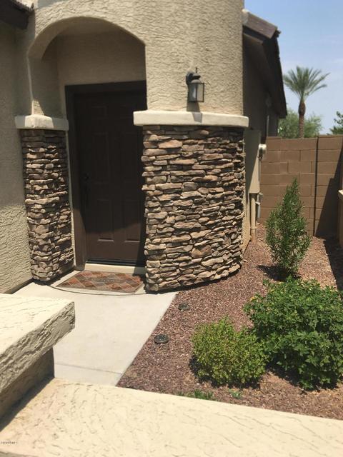 816 E Gary Ln, Phoenix, AZ 85042 photo 4