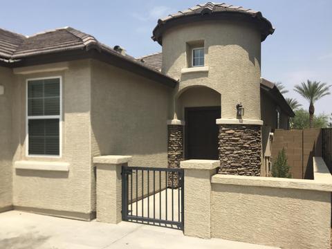 816 E Gary Ln, Phoenix, AZ 85042 photo 2