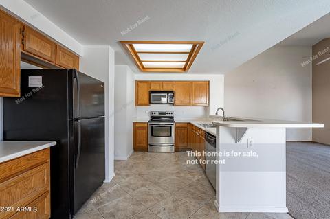 102 S Silverado St, Gilbert, AZ 85296 photo 4