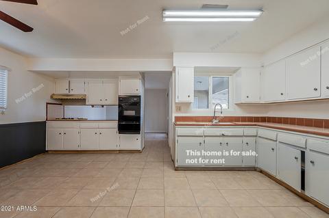 3626 N 40th St, Phoenix, AZ 85018 photo 8
