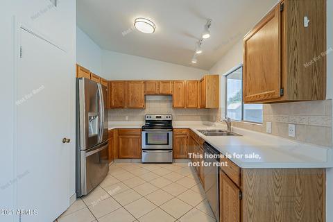 4026 E Morrow Dr, Phoenix, AZ 85050 photo 5