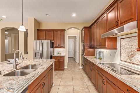 2581 E Ironside Ct, Gilbert, AZ 85298 photo 7