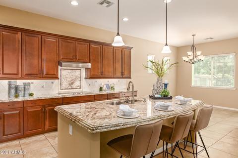 2581 E Ironside Ct, Gilbert, AZ 85298 photo 9