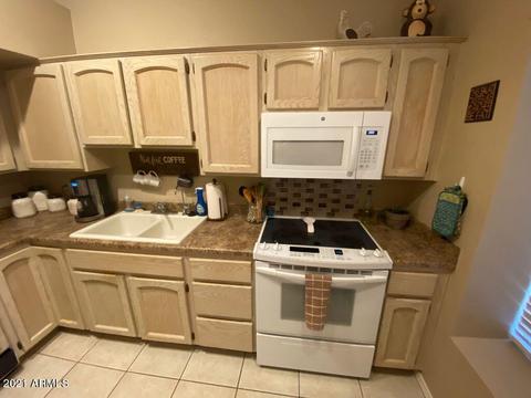1010 E Annette Dr, Phoenix, AZ 85022 photo 8