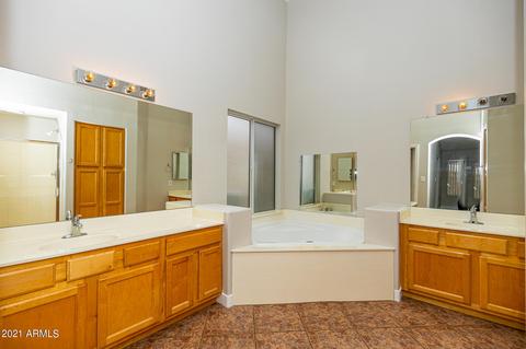 324 E Devon Dr, Gilbert, AZ 85296 photo 18