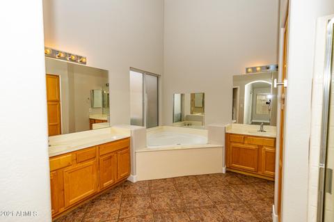 324 E Devon Dr, Gilbert, AZ 85296 photo 17