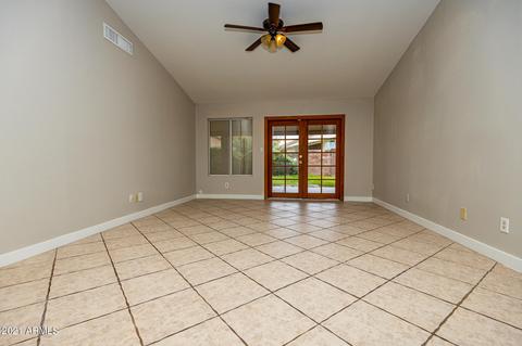 324 E Devon Dr, Gilbert, AZ 85296 photo 7