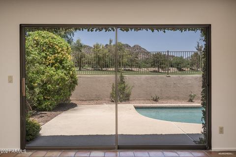 3060 E Stella Ln, Phoenix, AZ 85016 photo 12
