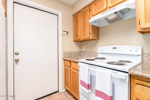 1124 E Rose Ln #5, Phoenix, AZ 85014 photo 10