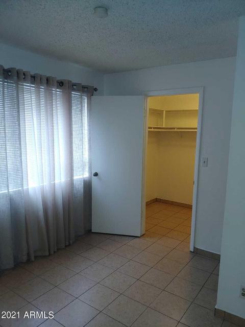 9727 N 57th Ave, Glendale, AZ 85302 photo 8