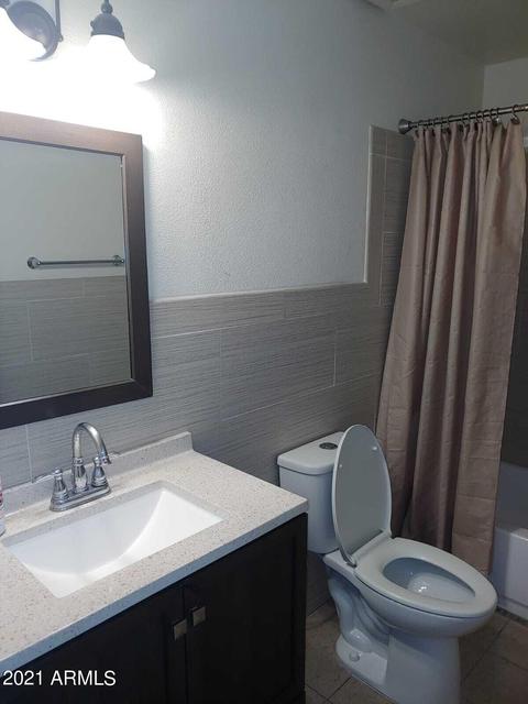 9727 N 57th Ave, Glendale, AZ 85302 photo 5