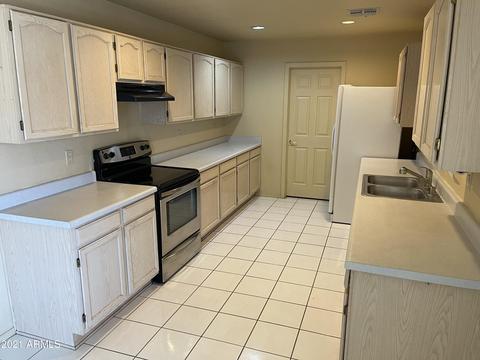 619 E Helena Dr, Phoenix, AZ 85022 photo 6