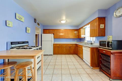 1213 E Griswold Rd, Phoenix, AZ 85020 photo 5