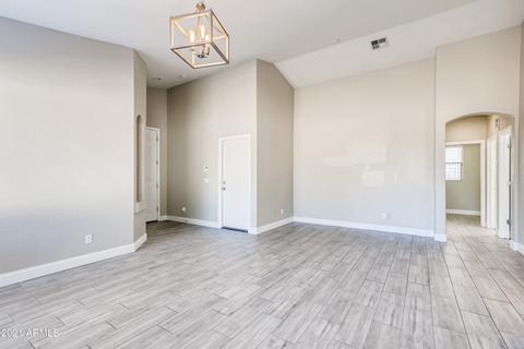 1405 E Clark Dr, Gilbert, AZ 85297 photo 6