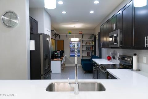 7744 S Abbey Ln, Gilbert, AZ 85298 photo 9