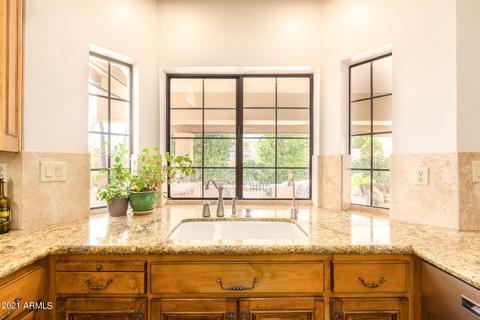 2763 E Winchcomb Dr, Phoenix, AZ 85032 photo 13