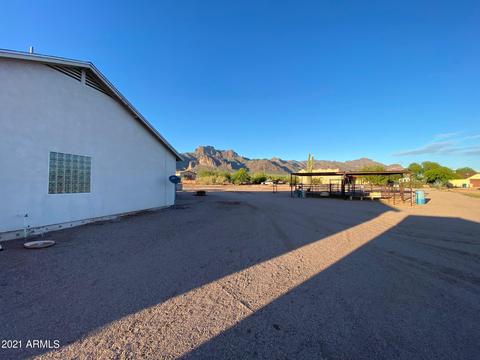 671 S Sixshooter Rd, Apache Junction, AZ 85119 photo 4