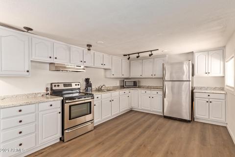 9112 E Butternut Ave, Mesa, AZ 85208 photo 2