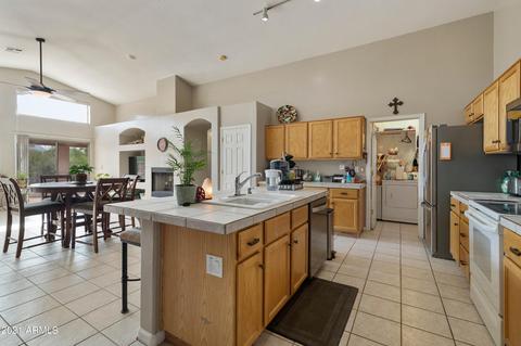 885 N Roadrunner Rd, Apache Junction, AZ 85119 photo 7