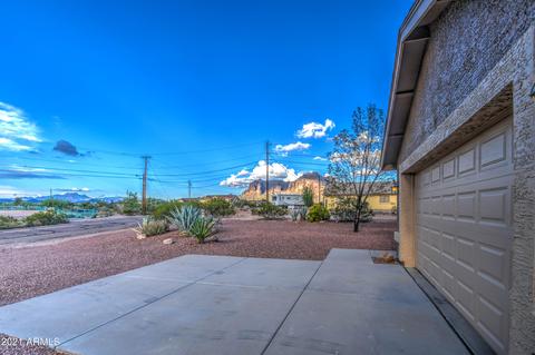 2533 E Tepee St, Apache Junction, AZ 85119 photo 3