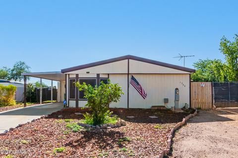 1360 S Lawson Dr, Apache Junction, AZ 85120 photo 1