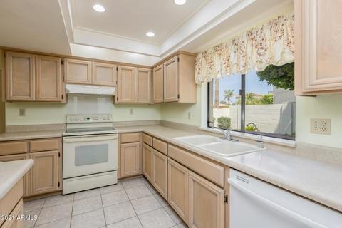 4621 E Valley View Dr, Phoenix, AZ 85044 photo 7