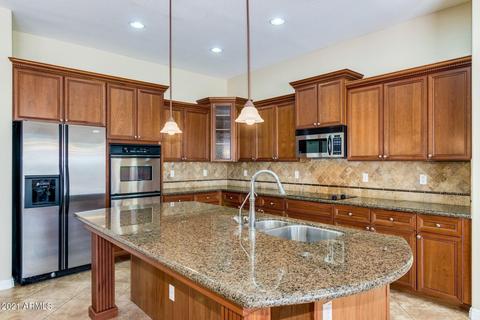 531 Elgin Ct, Gilbert, AZ 85295 photo 4