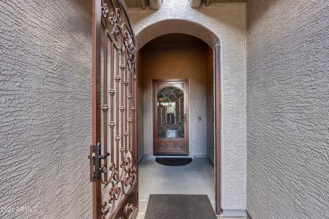 1004 E Blue Spruce Ln, Gilbert, AZ 85298 photo 4