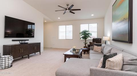 616 E Creosote Dr, Phoenix, AZ 85085 photo 8