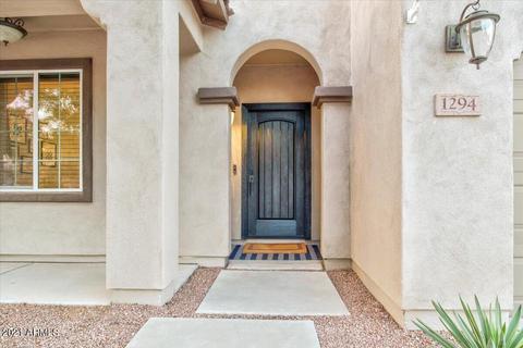 1294 E Apricot Ln, Gilbert, AZ 85298 photo 3