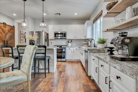 1294 E Apricot Ln, Gilbert, AZ 85298 photo 10