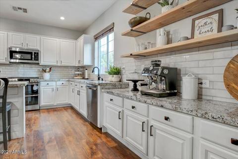 1294 E Apricot Ln, Gilbert, AZ 85298 photo 9