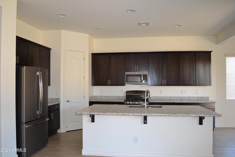 1152 E Goldcrest St, Gilbert, AZ 85297 photo 4