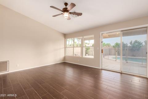 483 E Baylor Ln, Gilbert, AZ 85296 photo 11