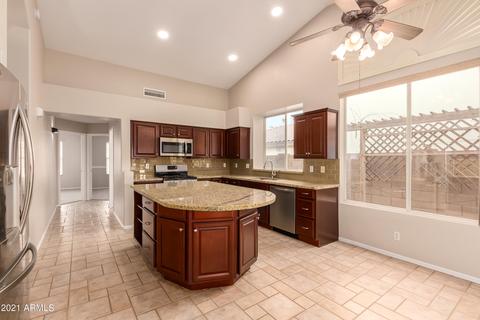 483 E Baylor Ln, Gilbert, AZ 85296 photo 5