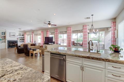 4563 E Carriage Way, Gilbert, AZ 85297 photo 15